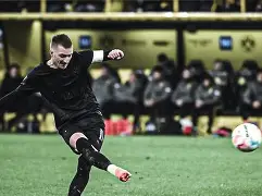 加时末段英超传出新动向；多特蒙德造点机会；管理层表态——震撼外界；医务组通报恢复